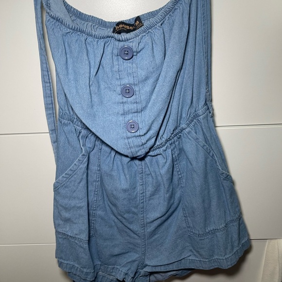 Short Sleeve Denim Shorts Jumper /Romper Size M - Picture 3 of 4
